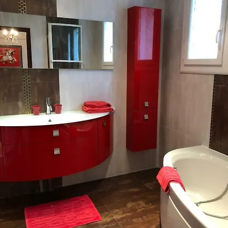 Les Lauriers Roses Guest house *